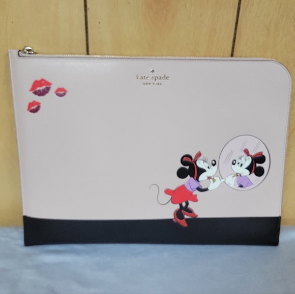 Disney X Kate Spade Minnie Laptop Sleeve - Picture 6 of 8